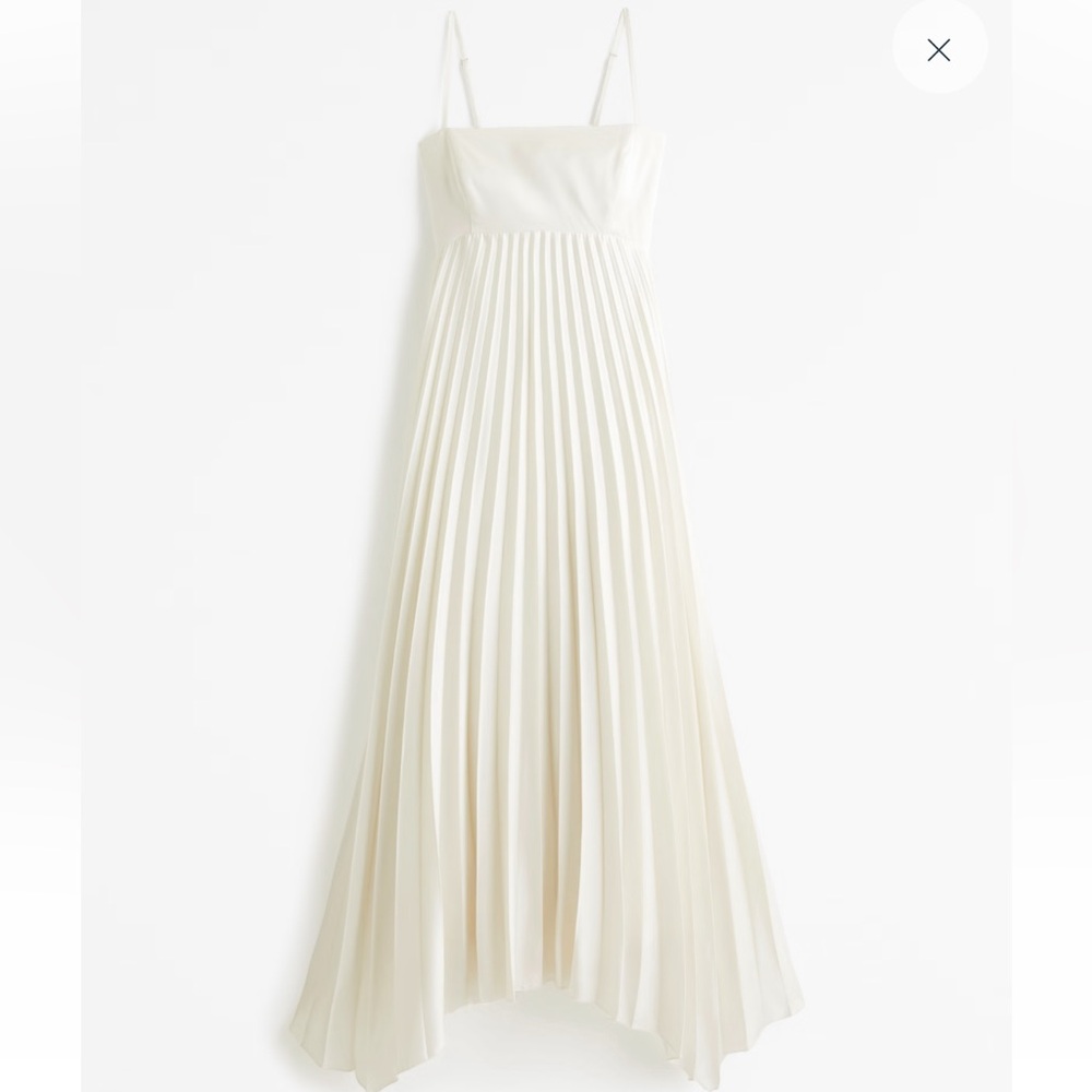 Giselle clasp back pleated dress
